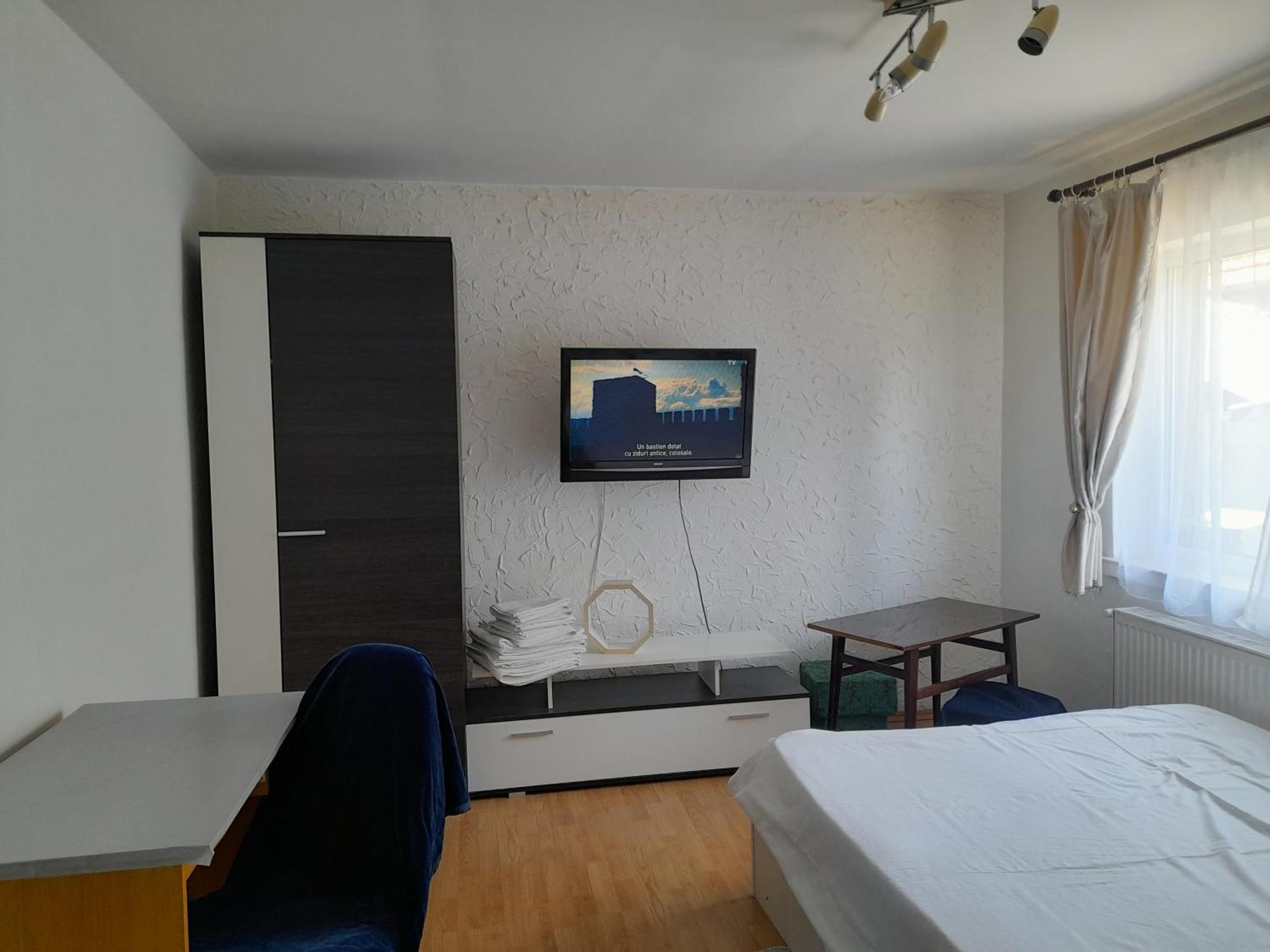 Garsoniera Sic Zona Terapia Zona Linistita La Casa Cu Parcare Apartment Cluj Napoca Bagian luar foto