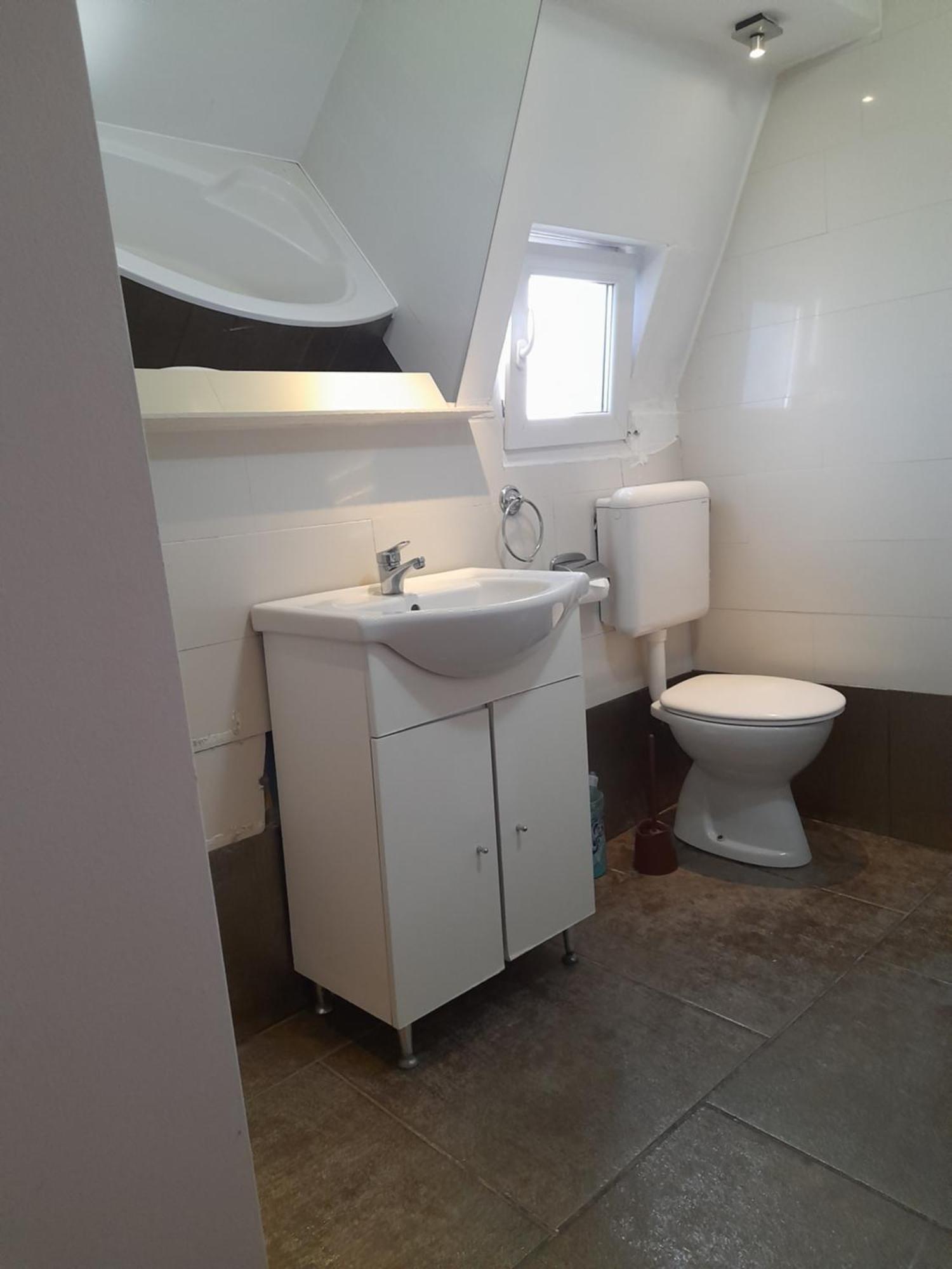 Garsoniera Sic Zona Terapia Zona Linistita La Casa Cu Parcare Apartment Cluj Napoca Bagian luar foto